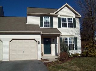 979 Walnut St, Honey Brook, PA 19344