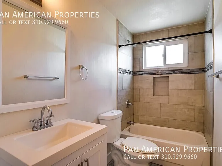 639 W 4th St #9 — Photo 12