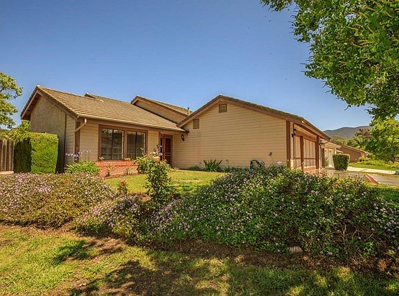 484 Canyon Vista Dr-2