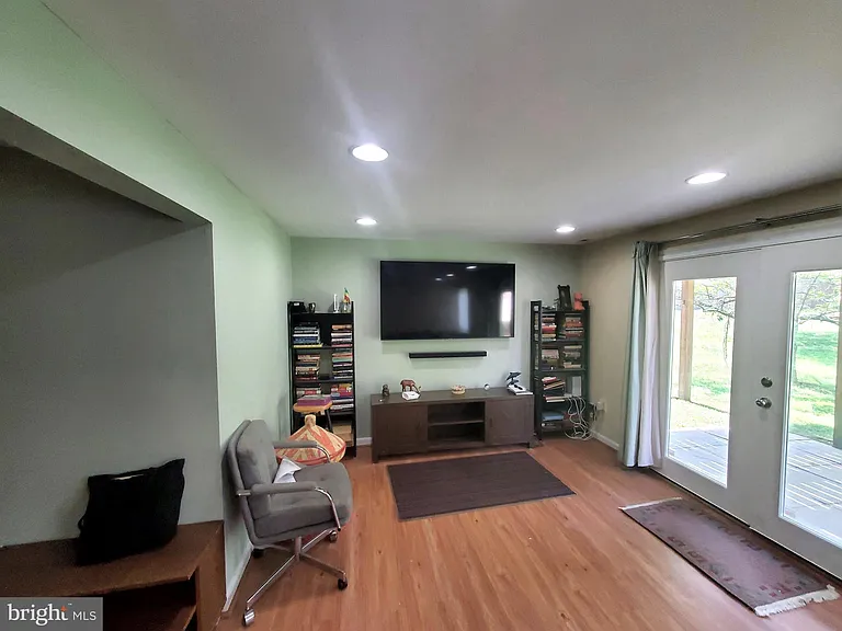 1610 Nordic Hill Cir — Photo 2
