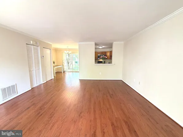31 Stoney Point Ct, Germantown, MD 20876