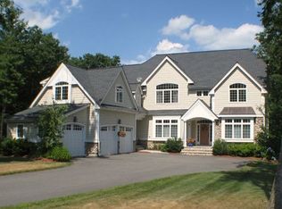 55 Lenox Dr, Franklin, MA 02038