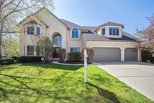 1628 Robert Ln photo 1