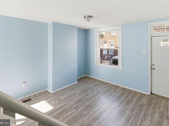4th image of 2236 W Firth St
