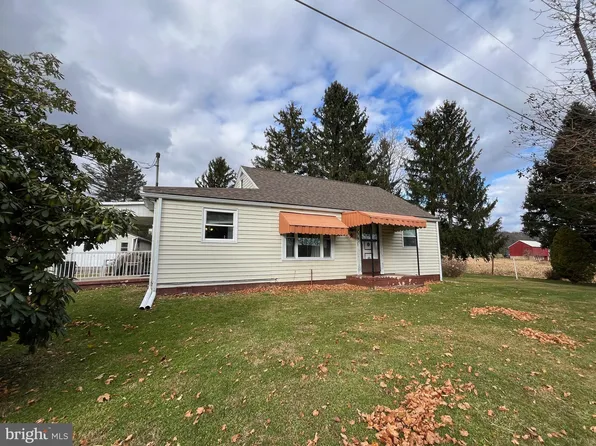 417 Golf Rd, Tamaqua, PA 18252