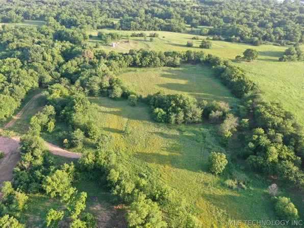 13034 Canton Dr, Marietta, OK 73448