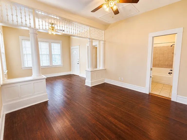 3307 Avenue R — Photo 1
