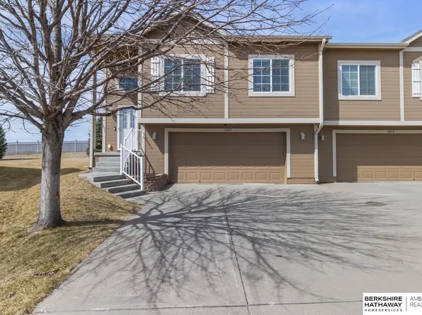 19167 Drexel Cir, Omaha, NE 68135