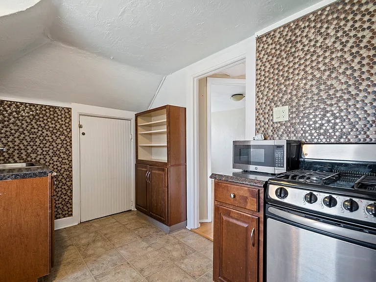 2615 E 12th Ave #UPSTAIRS — Photo 17