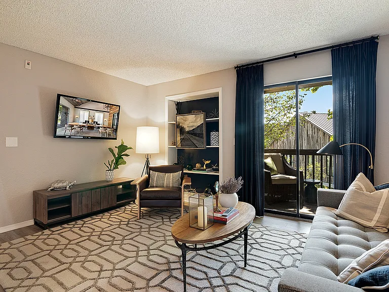 The Lakes Bellevue — Photo 15