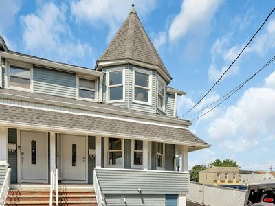 425 Hancock Pl, Fairview, NJ, 07022