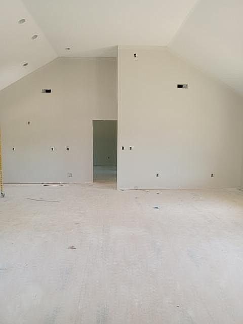 2nd image of 504 Riverwind Dr