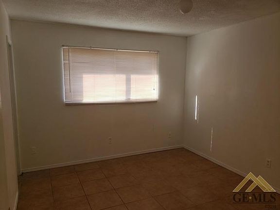 5th image of 2726 Trust Ave