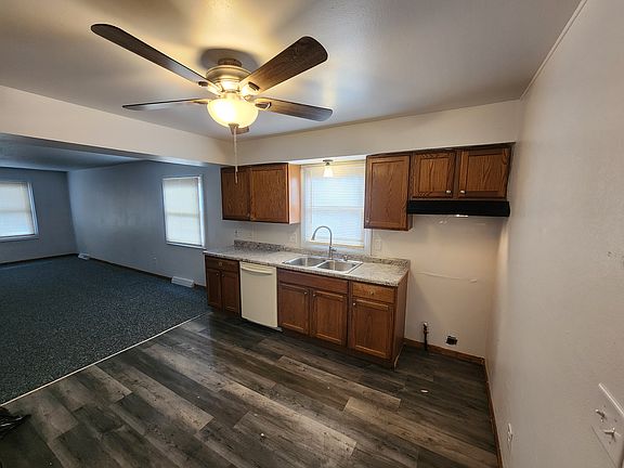 2nd image of 10419 W Kiehnau Ave