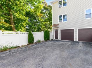 10 Burleigh St APT 1, Providence, RI 02904