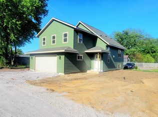 148 Shaw St, Baraboo, WI 53913