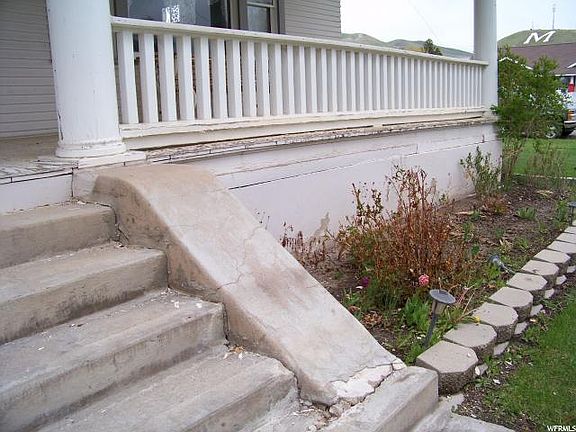 5th image of 506 Washington St