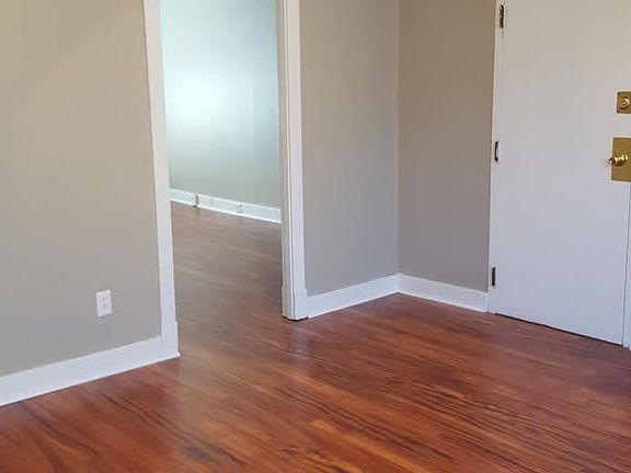 3rd image of 1084 S Taylor Ave APT 1N