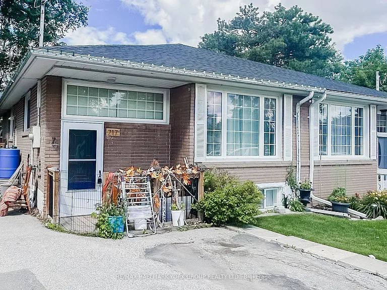 217 Septonne Ave #MAIN — Photo 1