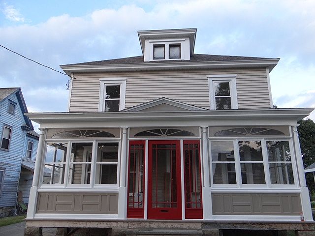1st image of 69 Hudson St