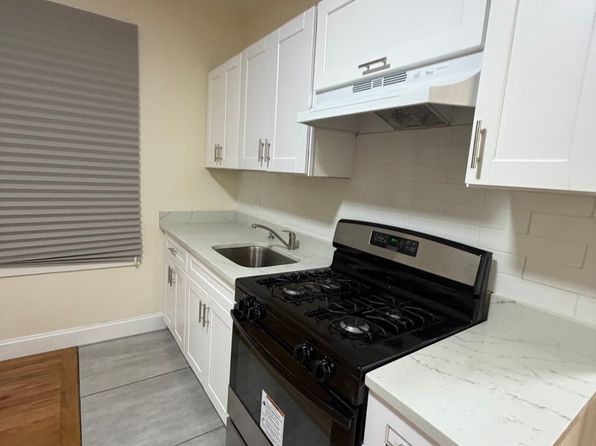 144-146 Ball St #1R