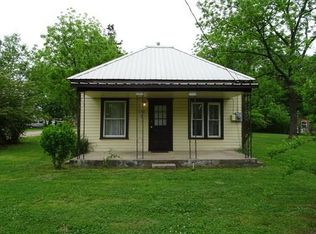 702 N C St, Rogers, AR 72756