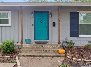 352 LARCHMONT DR, San Antonio, TX 78209