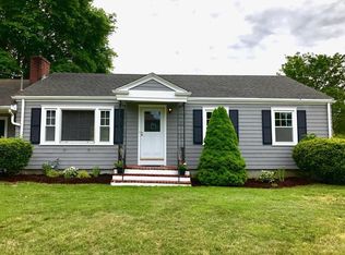 92 Oakland Ave, Swansea, MA 02777