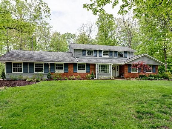 2nd image of 32105 Burlwood Dr
