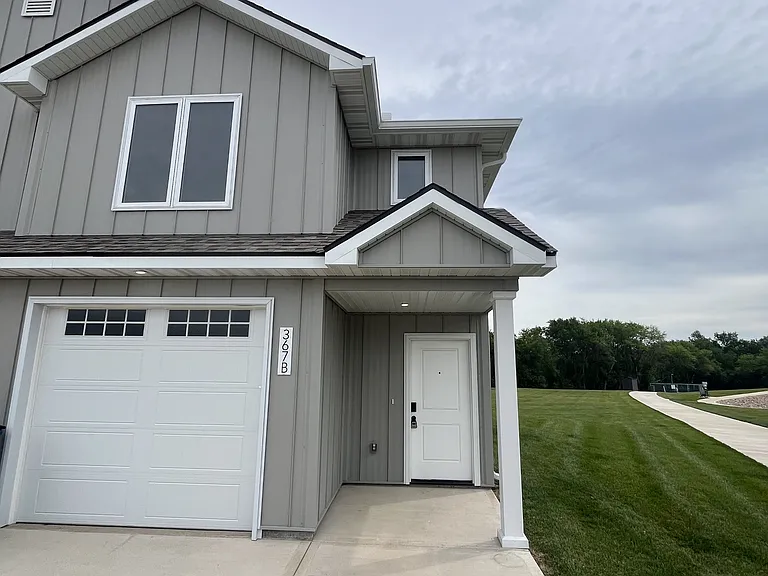 367 SE 70th Rd #B — Photo 1