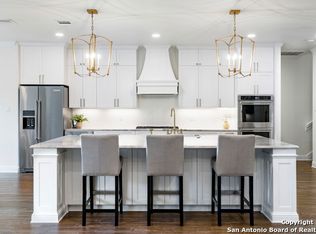 439 E Tanglewood Dr, New Braunfels, TX 78130