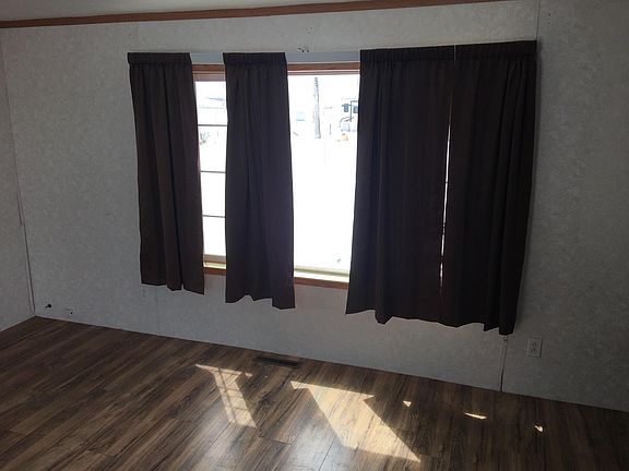 5th image of 161 Bison Meadows Ln