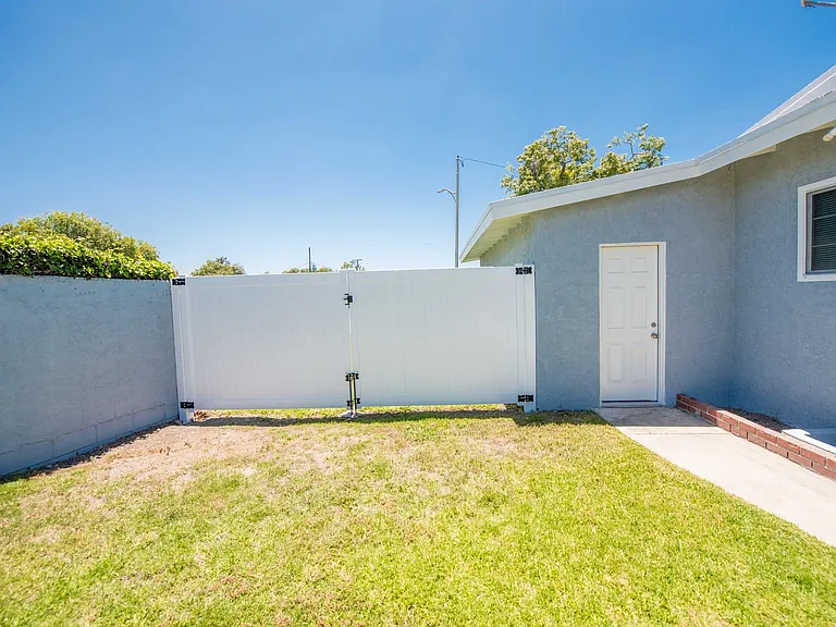 5769 E Oakbrook St — Photo 40