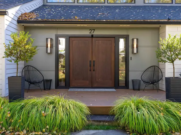 27 Forest Ln, Greenville, SC 29605