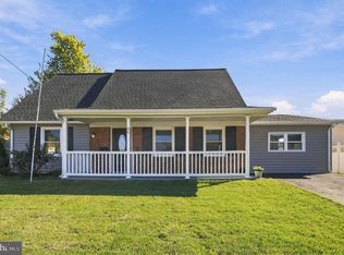 86 Medford Ln, Willingboro, NJ 08046