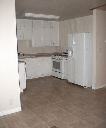 2nd image of 240 Nu Vue Cir
