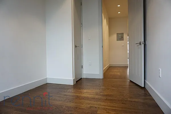 Rented by Rennit Inc. | media 17