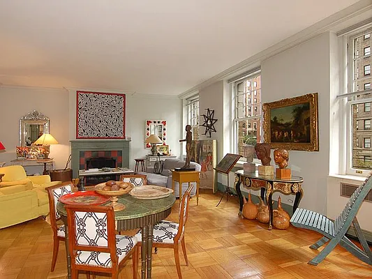 Sold by Sotheby's International Realty | media 15