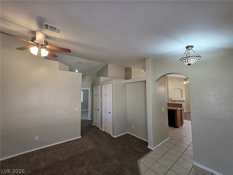 6674 Jordan River Dr — Photo 35