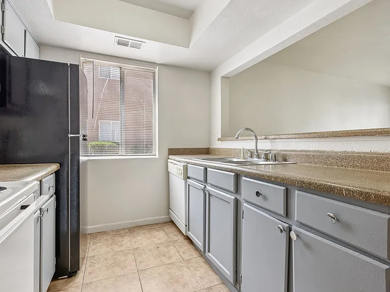 Terravita Apartments — Photo 20