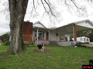 672 Highway 62 E, Yellville, AR 72687