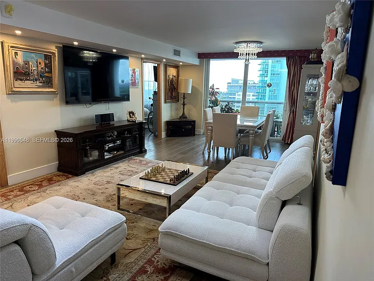 6039 Collins Ave #1431 — Photo 20