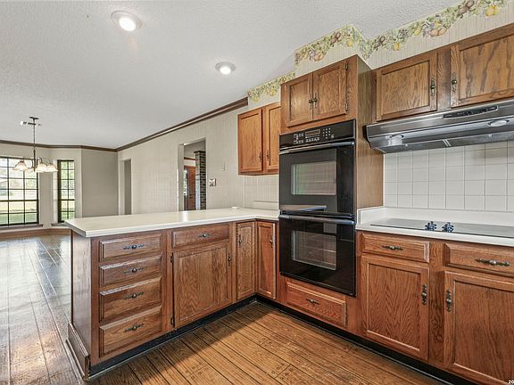2nd image of 222 DEER RUN ST