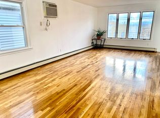 364 Liberty Ave, Jersey City, NJ 07307