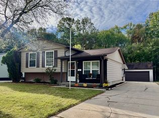 1109 Raymond St NW, Warren, OH