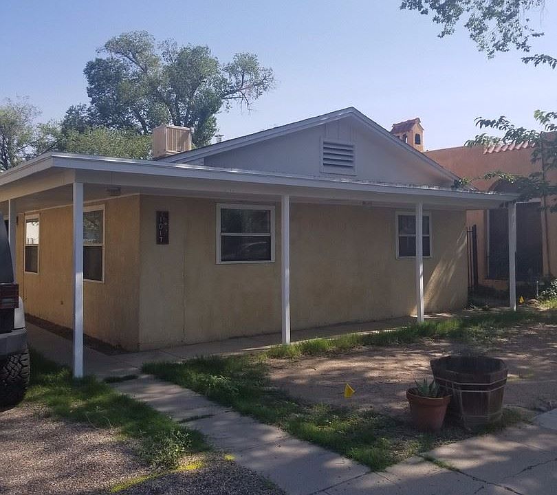 1st image of 1017 Manzano Ct NW