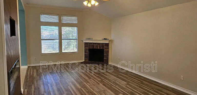 7806 Jim Wells Dr — Photo 5