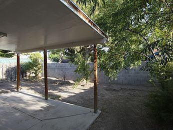 3rd image of 5485 Burkshire Dr