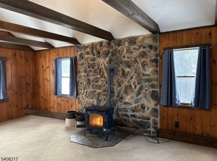 901 Potters Rd, Newton, NJ 07860