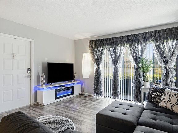 3rd image of 1179 PINE RIDGE CIRCLE W #G1